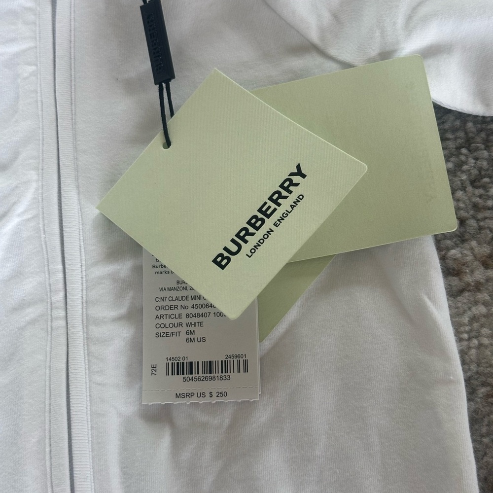 Burberry Baby Set - Picture 2 of 2